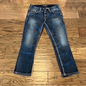 Silver Jeans Suki Capri Mid Rise Size 29
